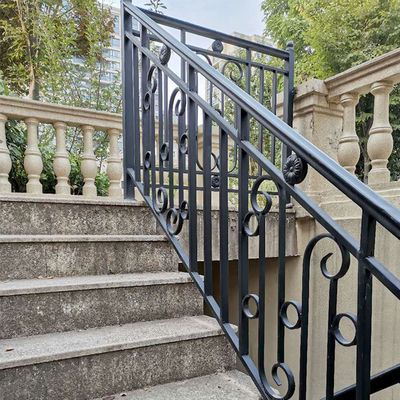 Moderne appartementen muur gemonteerd bewerkte ijzeren trappenrail handrail bar voor thuisontwerp
