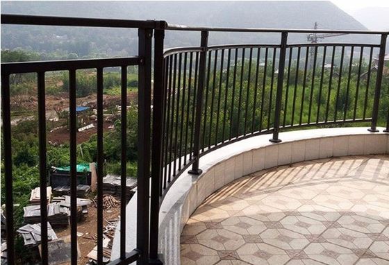 Appartement Franse ijzeren trap Railing met muur gemonteerde metalen handgrepen Balustrade