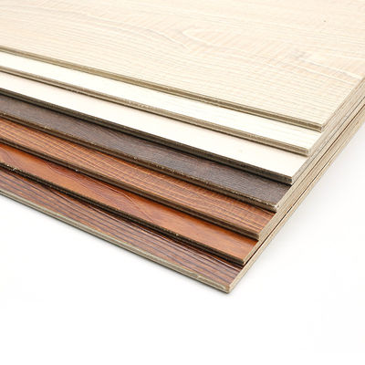Professionele productiesteun Vochtbestendige melamine in moderne ontwerpstijl
