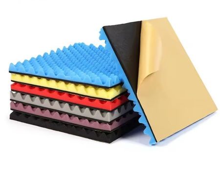 14-60 kg/m3 Dichtheid Modern Design geluidsdempingsfoam voor studio geluidsisolatie