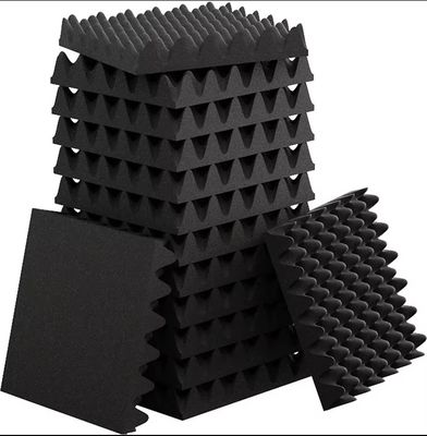Fabrikantens supergeluidsisolatiemateriaal PU-schuim met een dichtheid van 14-60 kg/m3 in zwart