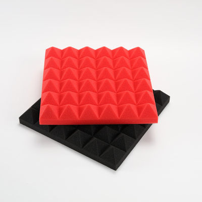 Accoustic Foam Sound Panels Wedges voor effectieve geluidsisolatie in moderne kantoren
