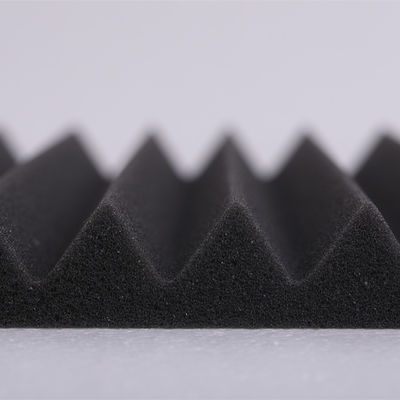 Accoustic Foam Sound Panels Wedges voor effectieve geluidsisolatie in moderne kantoren
