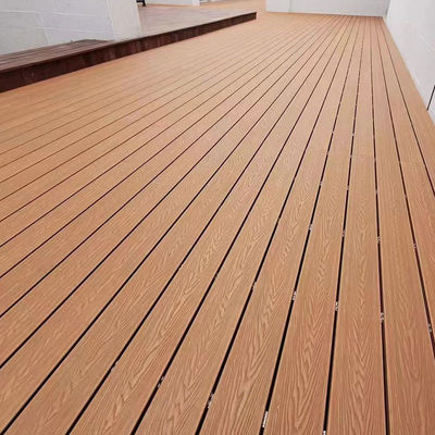 Matt Finish WPC Engineered vloeren voor buiten dektegels uit de levering