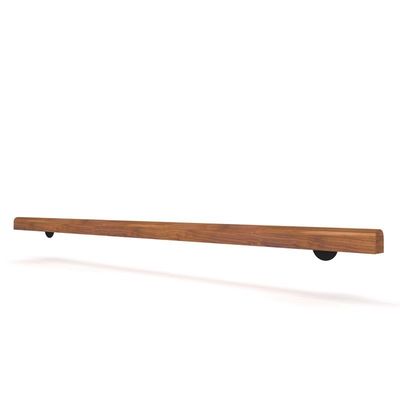 Houten reling voor moderne balustrade in kantoorgebouwen