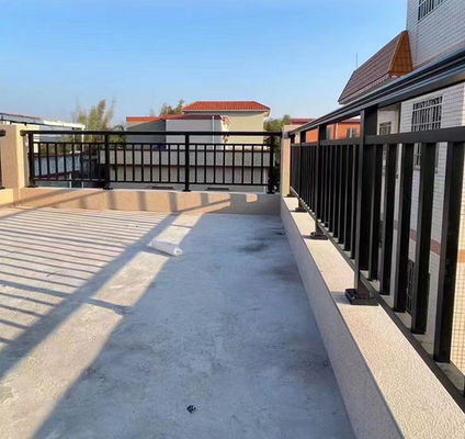 Veranda-rails / handgrepen Aluminiumhandgrepen voor kantoorgebouwen Balkonrail