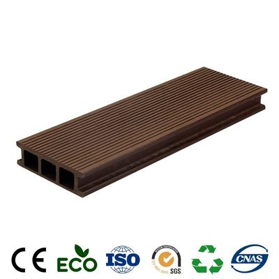 Chinese 18 mm moderne ontwerp hout-plastiek gemengde vloeren voor buiten in waterdicht materiaal