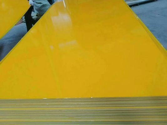 Indoor Chinese Supply PVC Foamed Board voor makkelijk vormen in Burliness Garage Shed