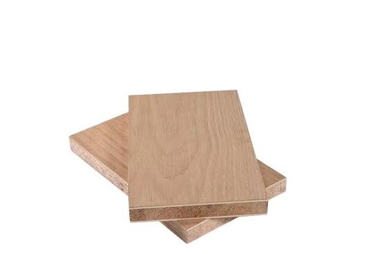 Niet-metaal paneelmateriaal Birch Hout Veneer Meubels Sperrhout voor moderne ontwerpstijl