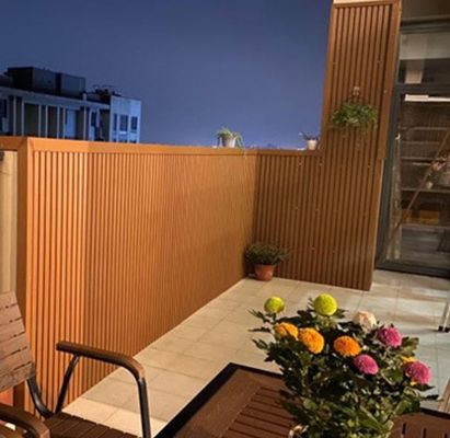 Hout-plastic wandpanelen De milieuvriendelijke optie voor milieudecoratie projecten