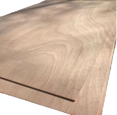 Innen E1 Formaldehyde 18mm waterdichte panelen Commercieel hardhout Okoume Marine plaat 4x8