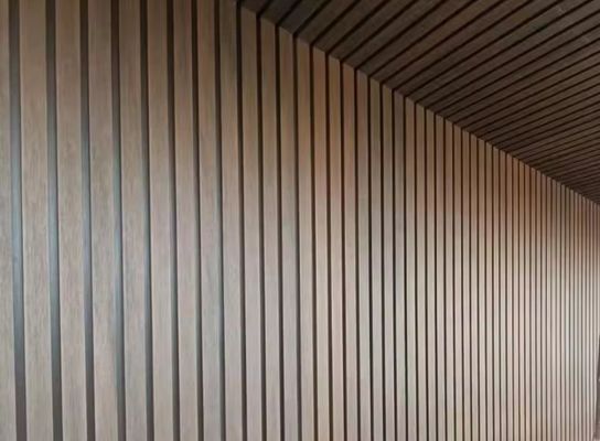 Plastic hout composiet gevel panelen aangepaste lengte 159mm x 23mm x aanpasbare lengte